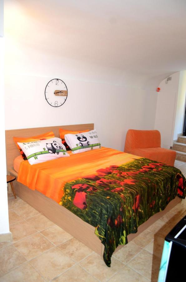 Petraio Home เนเปิลส์ ภายนอก รูปภาพ
